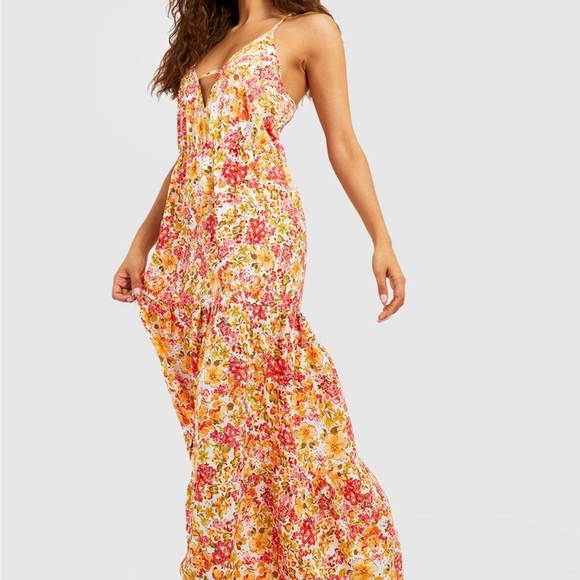 Boohoo Floral Maxi Dress - Picture 2 of 3